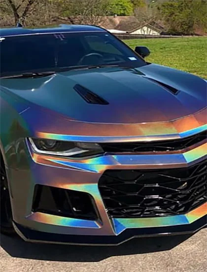 This car has a holographic paint job. : mildlyinteresting